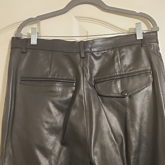 VANTAGE: Black Slim Fit Lambskin Leather Dress Pants with Pleats - Picture 3 of 4